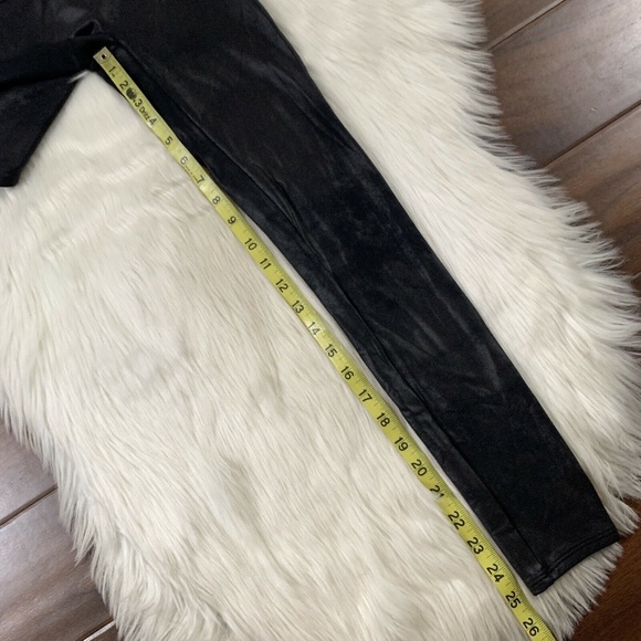 Spanx Petite Small Black Faux Leather Legging - Picture 4 of 11